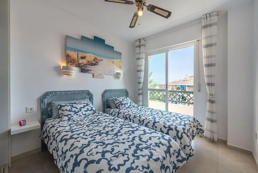 Flat -Puerto Banus -6 A 8 Persons-Pool-Parking Apartment Marbella