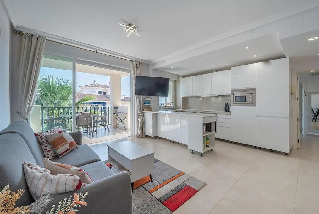 Flat -Puerto Banus -6 A 8 Persons-Pool-Parking Apartment Marbella
