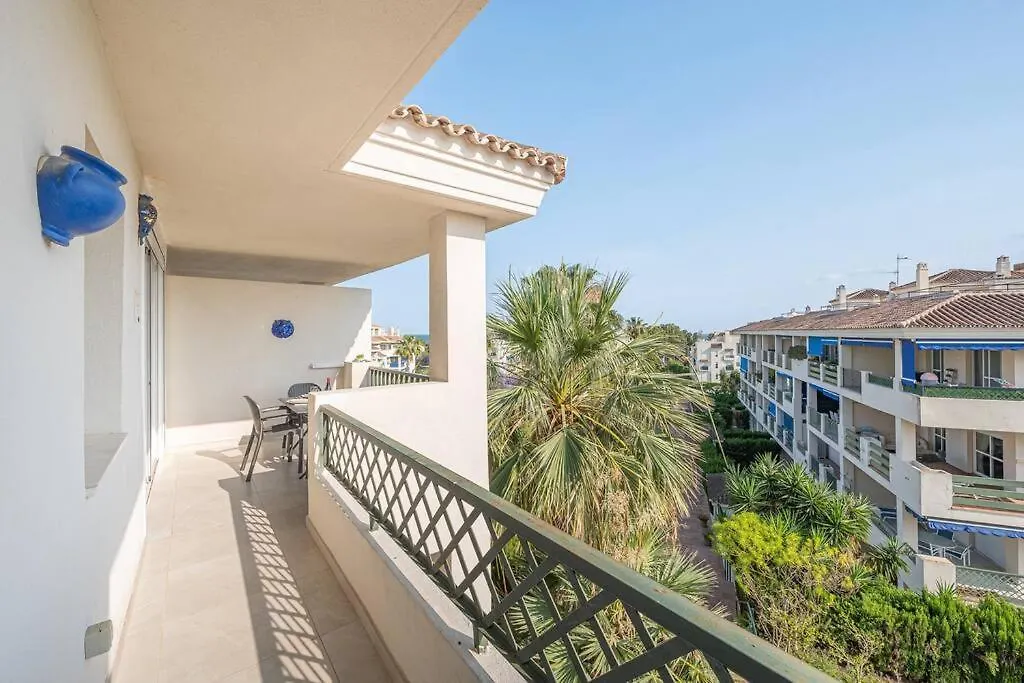 Flat -Puerto Banus -6 A 8 Persons-Pool-Parking Apartment Marbella 0*,  Spain
