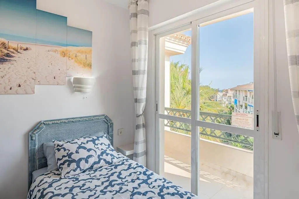 Flat -Puerto Banus -6 A 8 Persons-Pool-Parking Apartment Marbella 0*,  Spain