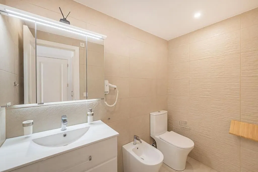Flat -Puerto Banus -6 A 8 Persons-Pool-Parking Apartment Marbella