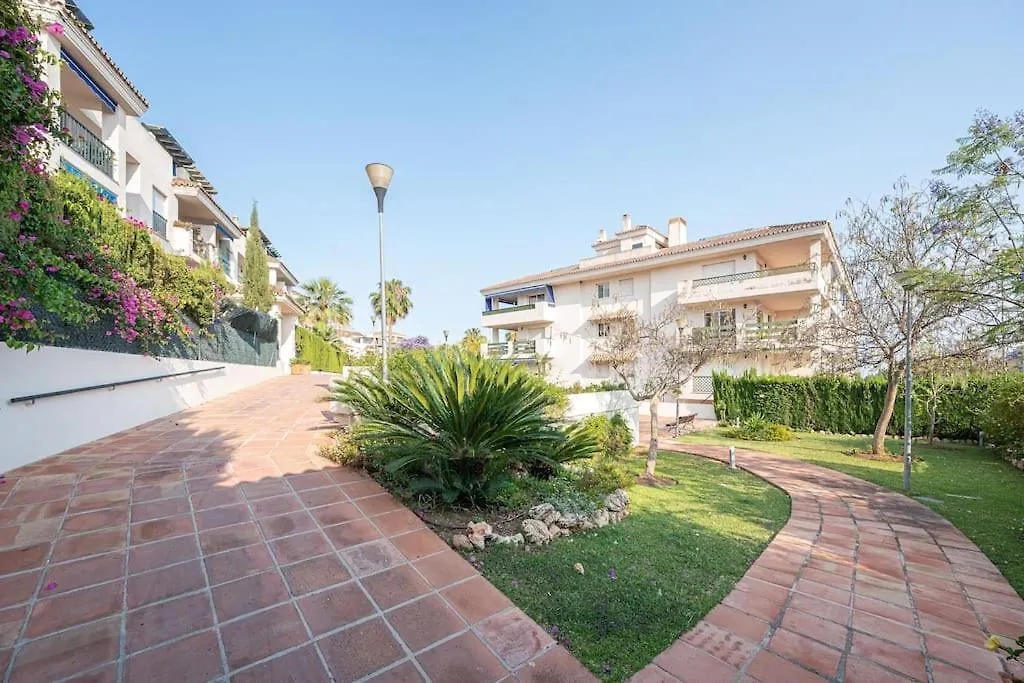 Apartament Flat -Puerto Banus -6 A 8 Persons-Pool-Parking Marbella